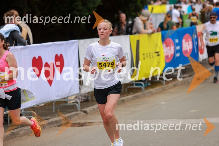 42. Maraton treh src, teki