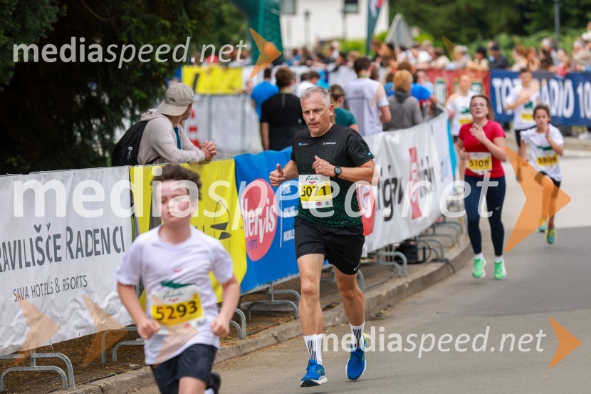 42. Maraton treh src, teki