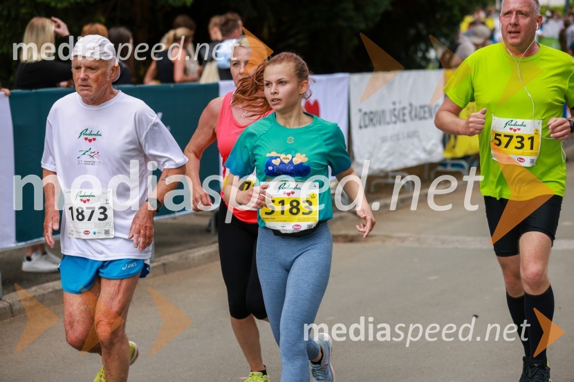 42. Maraton treh src, teki