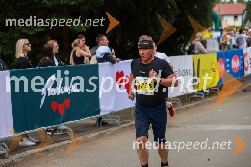 42. Maraton treh src, teki