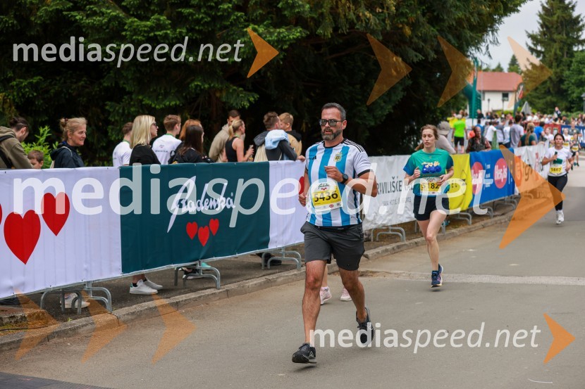 42. Maraton treh src, teki