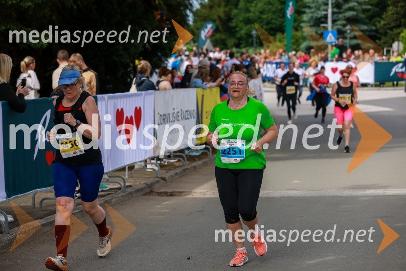 42. Maraton treh src, teki