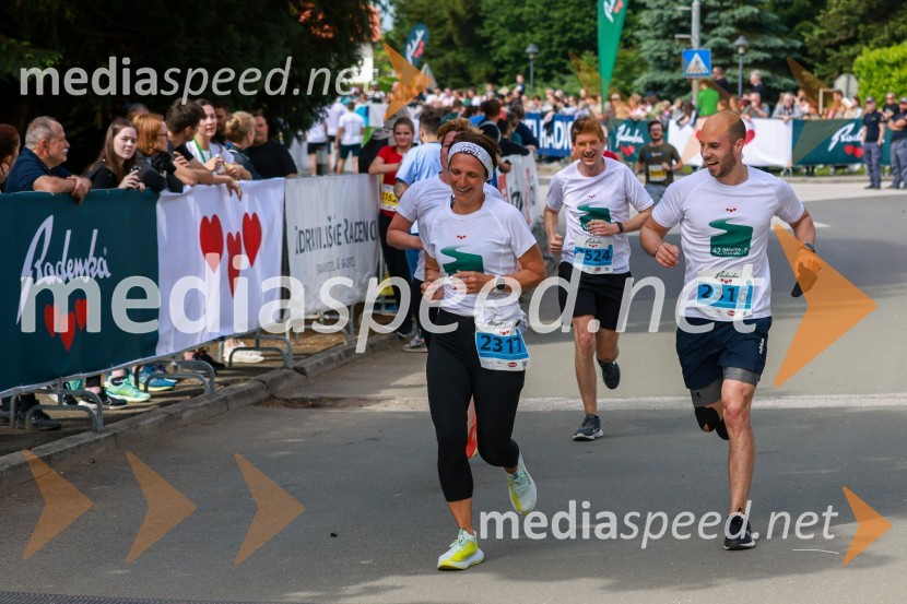 42. Maraton treh src, teki