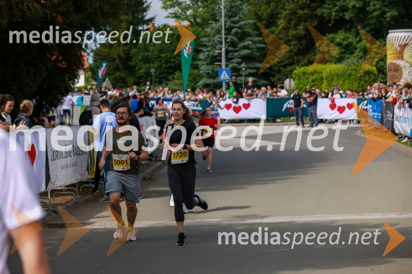 42. Maraton treh src, teki