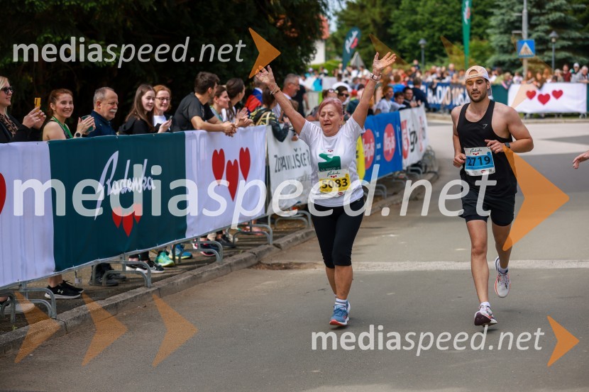 42. Maraton treh src, teki