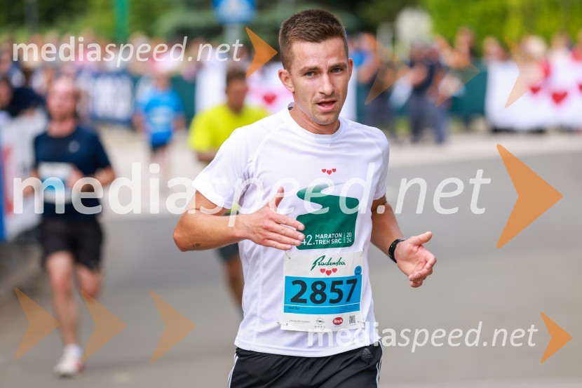 42. Maraton treh src, teki