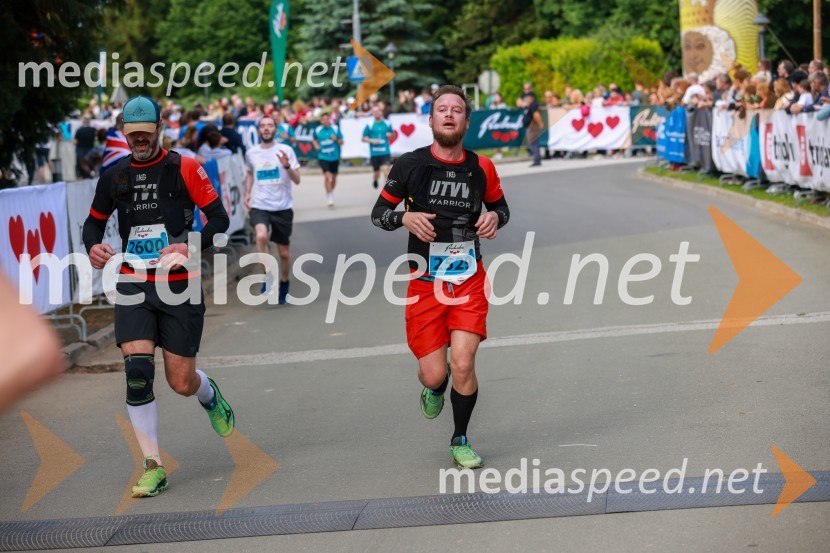 42. Maraton treh src, teki