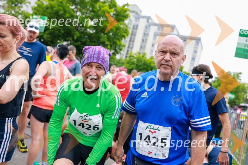  Jože Anderlič, podjetnik;  Ivan Anderlič42. Maraton treh src, teki