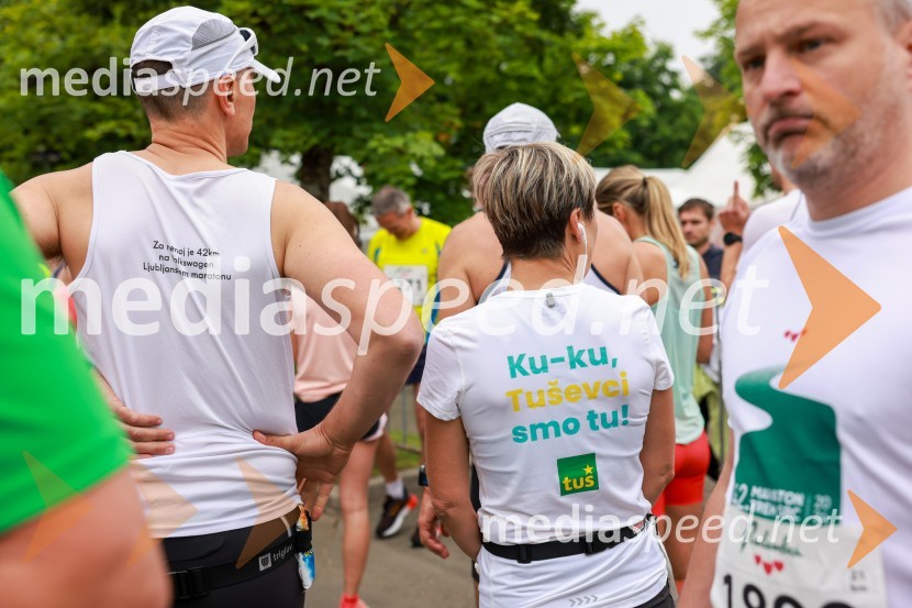 42. Maraton treh src, teki