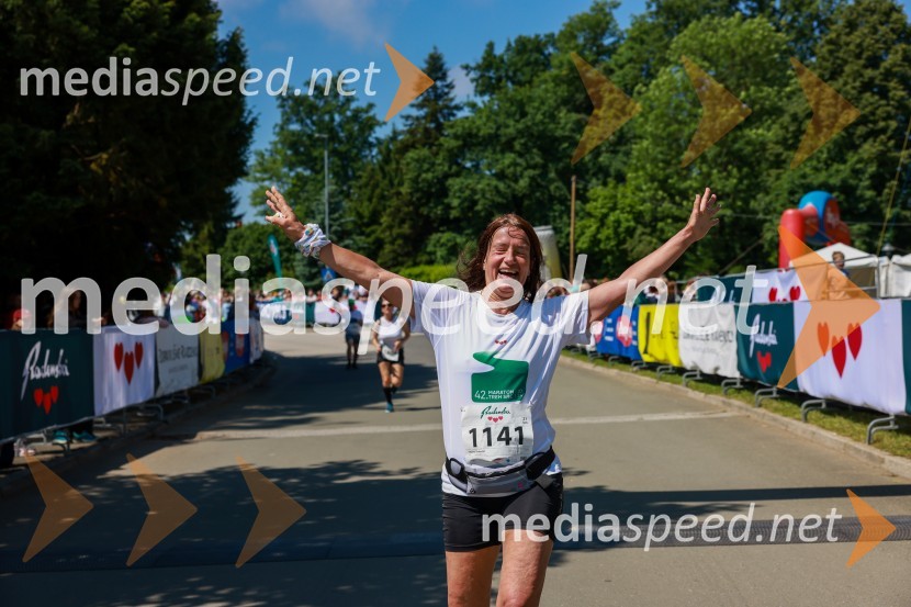 42. Maraton treh src, teki