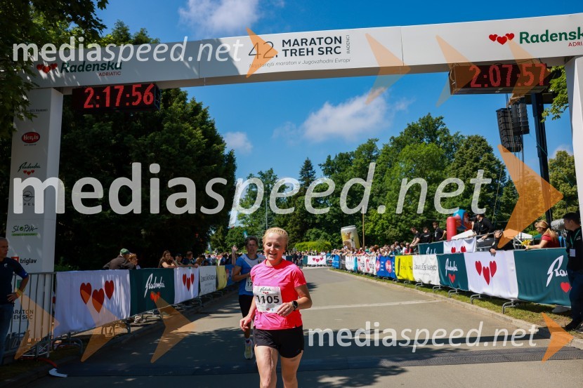 42. Maraton treh src, teki