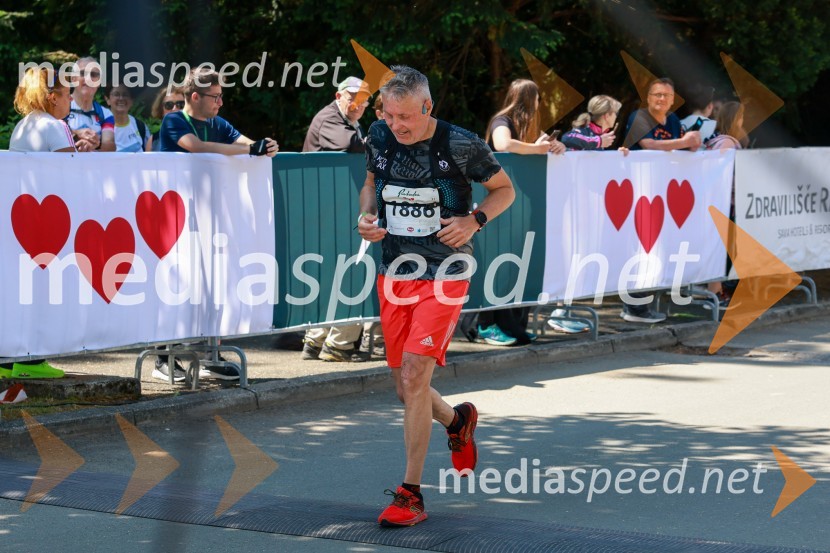  Bojan Požar, novinar42. Maraton treh src, teki