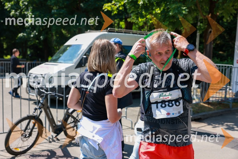  Bojan Požar, novinar42. Maraton treh src, teki