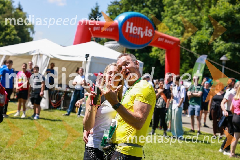 42. Maraton treh src, teki