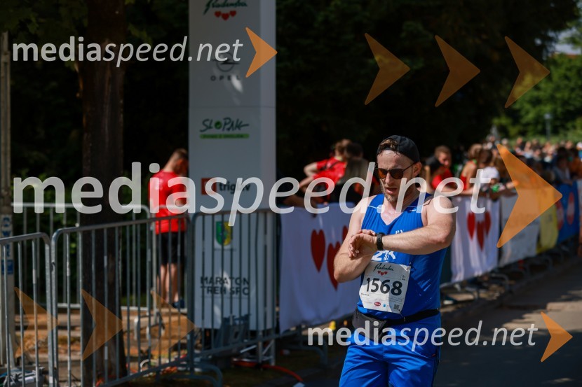 42. Maraton treh src, teki