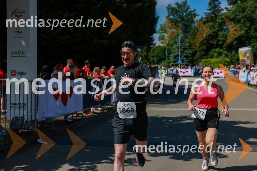 42. Maraton treh src, teki