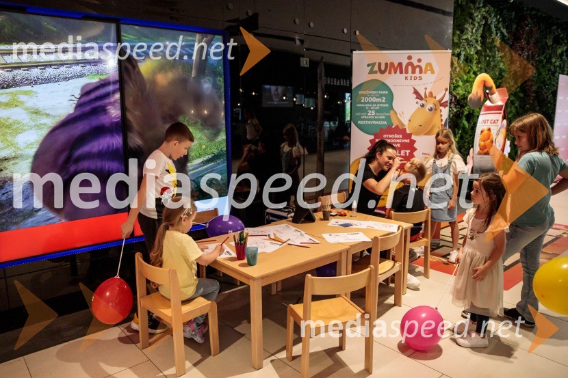 Premiera filma najbolj popularnega oranžnega mačka Garfield v Cineplexx Ljubljana