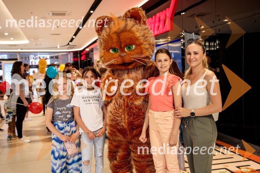 Premiera filma najbolj popularnega oranžnega mačka Garfield v Cineplexx Ljubljana
