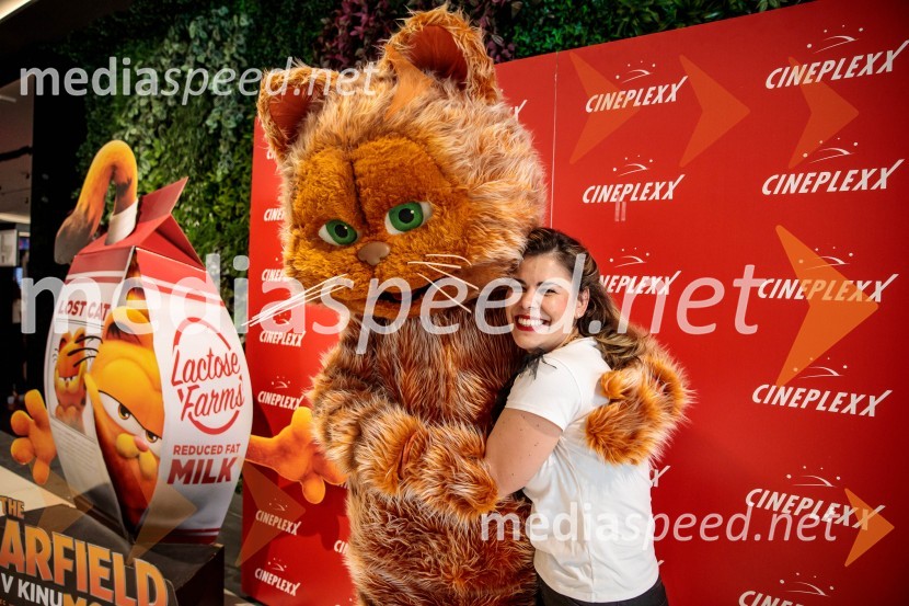  Ana Maria Mitić, stand up komičarkaPremiera filma najbolj popularnega oranžnega mačka Garfield v Cineplexx Ljubljana