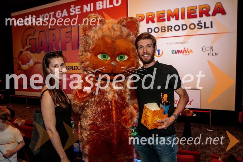  Nina Rakovec, igralka, pevka;  Robert Korošec, igralecPremiera filma najbolj popularnega oranžnega mačka Garfield v Cineplexx Ljubljana