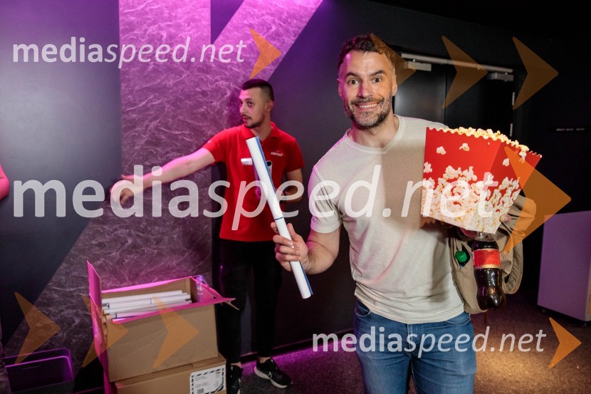  David Urankar, televizijski voditelj, manekenPremiera filma najbolj popularnega oranžnega mačka Garfield v Cineplexx Ljubljana