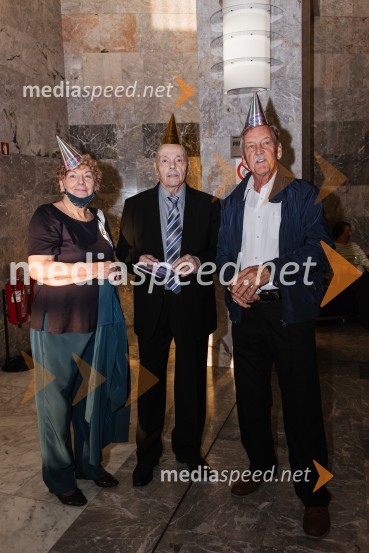  Marjeta Pelhan;  Sergij Pelhan, nekdanji direktor SNG Nova Gorica;  Bojan Bratina, nekdanji predsednik Sveta SNG Nova Gorica in nekdanji ravnatelj Gimnazije Nova GoricaKoncert ob 30-letnici gledališke hiše in 20-letnici statusa narodnega gledališča Nova Gorica