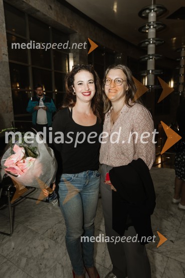  Urška Taufer, igralka;  Tereza  Gregorič, dramaturginjaKoncert ob 30-letnici gledališke hiše in 20-letnici statusa narodnega gledališča Nova Gorica