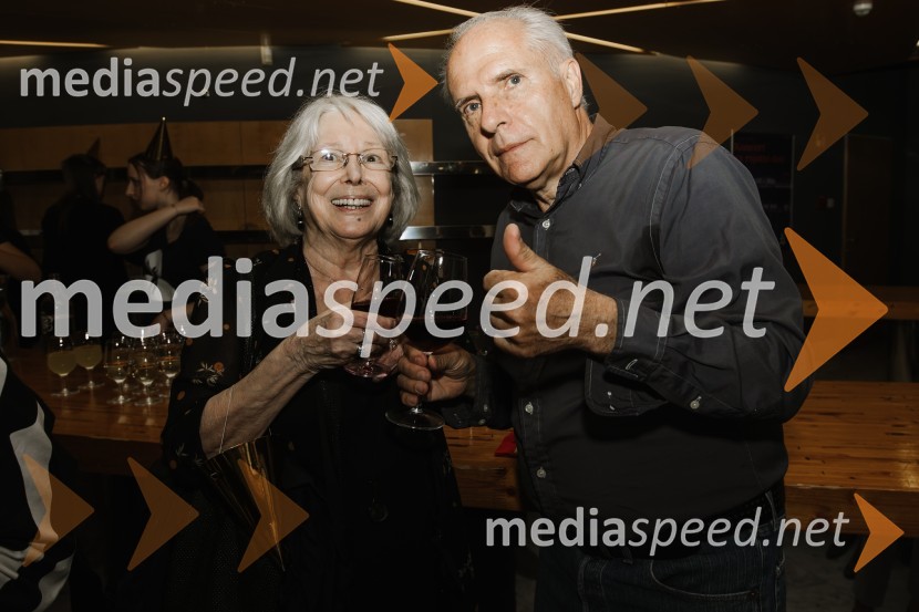  Teja Glažar, upokojena igralka SNG Nova Gorica;  Milan Vodopivec, upokojeni igralecKoncert ob 30-letnici gledališke hiše in 20-letnici statusa narodnega gledališča Nova Gorica