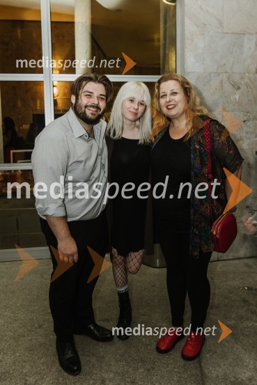  Jakob Šfiligoj, igralec;  Lola Doma;  Eva SlokarKoncert ob 30-letnici gledališke hiše in 20-letnici statusa narodnega gledališča Nova Gorica