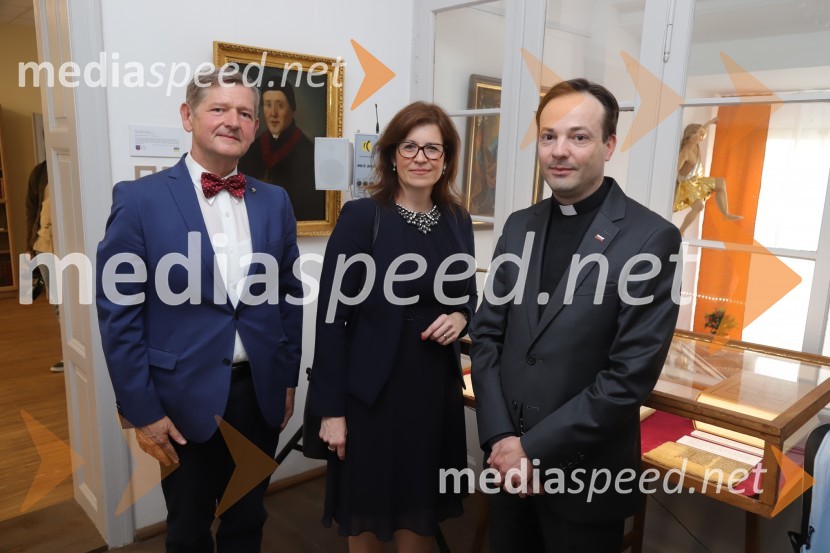  Primož Premzl, založnik, zbiratelj in galerist;  Tanja Ozvatič , ravnateljica in odgovorna urednica, Društvo Mohorjeva družba; dr. Sebastijan Valentan, duhovnik, Župnija Sveti Peter pri Mariboru- MalečnikOdprtje Župnijske knjižnice Jurija Borešiča v  Malečniku