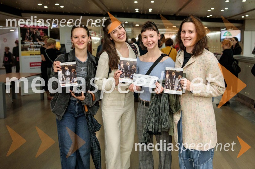 Miet Warlop: Ena pesem, premierno v Cankarjevem domu