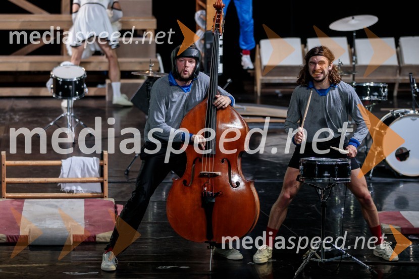  Max Colonne, igralec;  Melvin Slabbinck, igralecMiet Warlop: Ena pesem, premierno v Cankarjevem domu