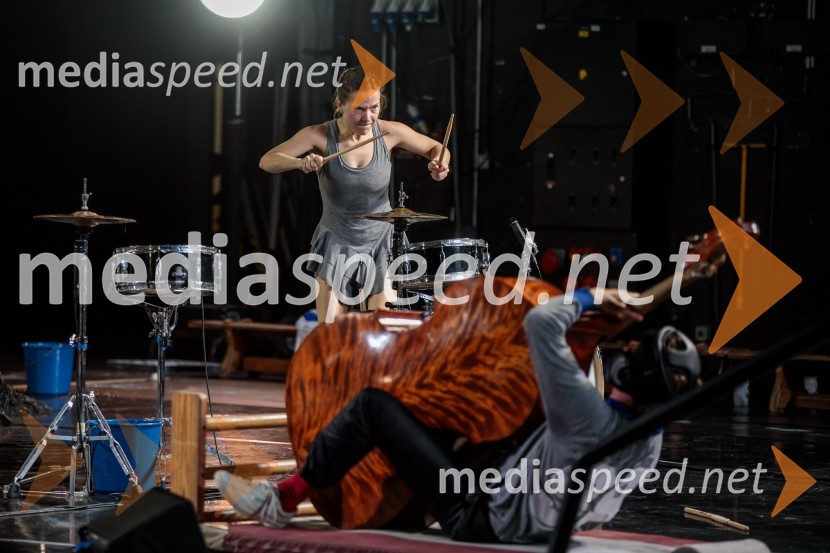  Elisabeth Klinck, igralkaMiet Warlop: Ena pesem, premierno v Cankarjevem domu