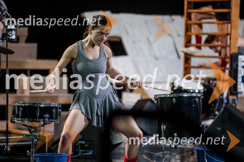  Elisabeth Klinck, igralkaMiet Warlop: Ena pesem, premierno v Cankarjevem domu