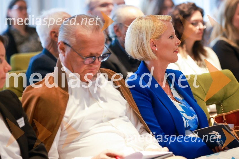  Anton Papež, globalni vodja in soustanovitelj podjetja Interenergo;  Petra Juvančič, izvršna direktorica, Združenje ManagerMQ konferenca 2024