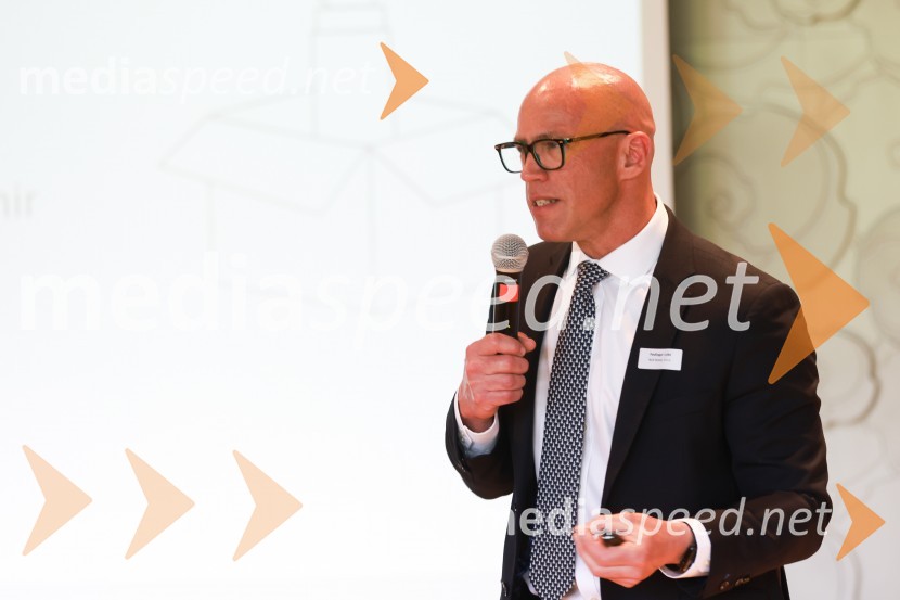  Luka Podlogar, NLB SkladiMQ konferenca 2024