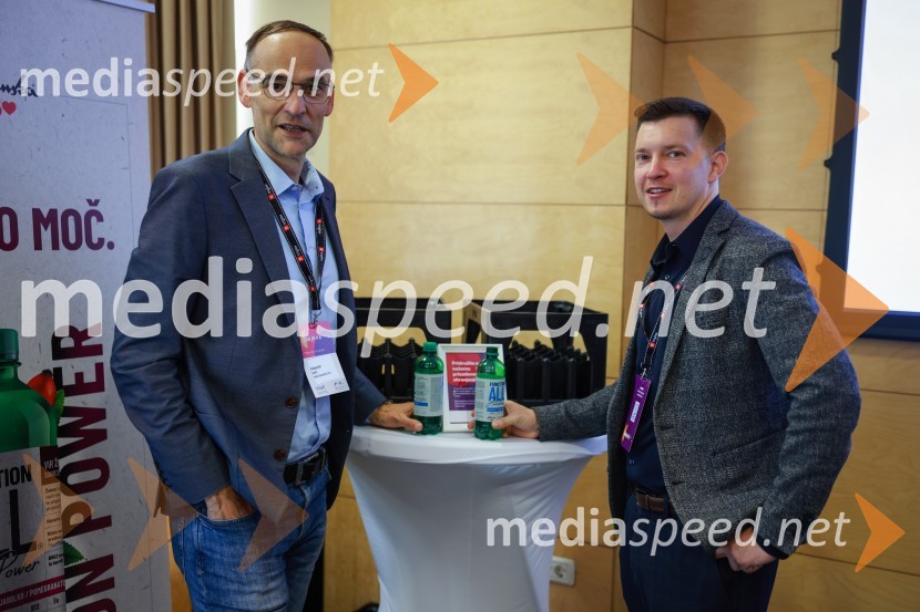  Aleksander Salkič, Pošta Slovenije;  ... 26. SKOJ, prvi dan konference in podelitev nagrad Prizma