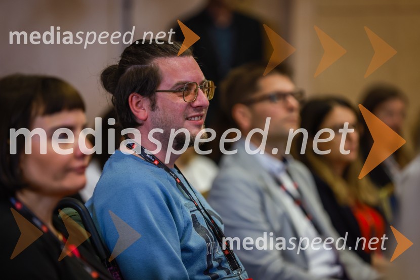 26. SKOJ, prvi dan konference in podelitev nagrad Prizma