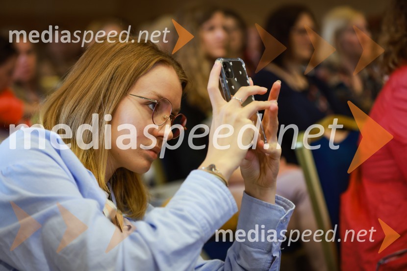 26. SKOJ, prvi dan konference in podelitev nagrad Prizma