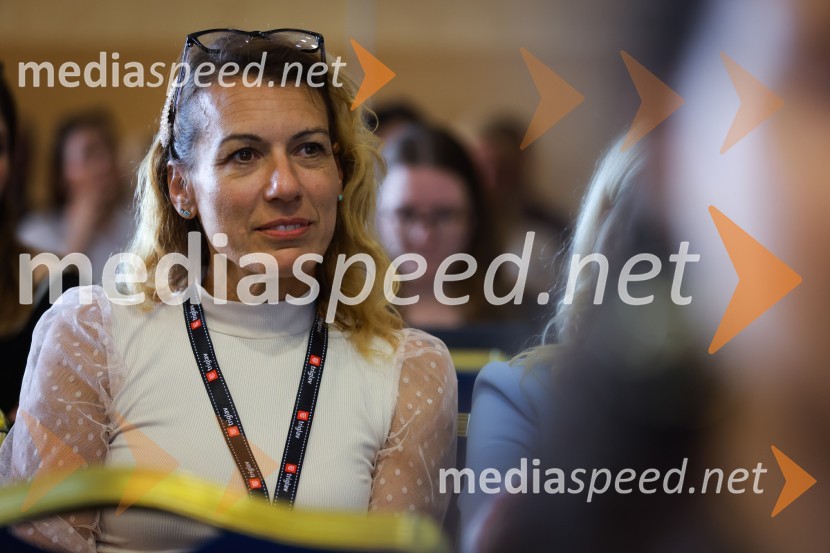 26. SKOJ, prvi dan konference in podelitev nagrad Prizma