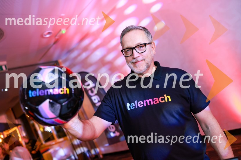 26. SKOJ, večerna zabava