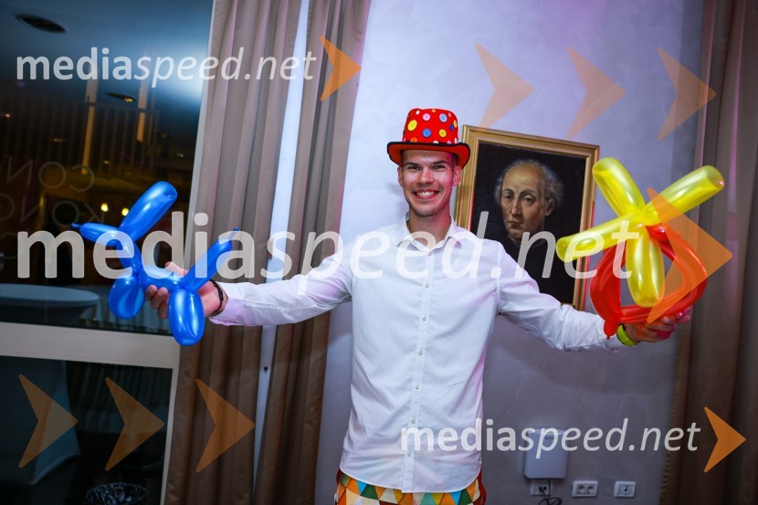 26. SKOJ, večerna zabava