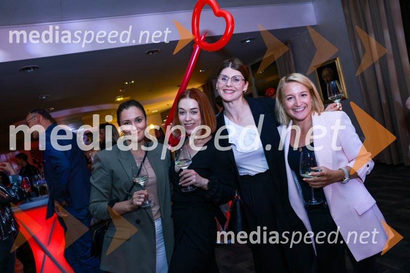  ... ;  Ana Boršič, A1 Slovenija;  ... ;  Alja Pahor, vodja marketinga, OKS26. SKOJ, večerna zabava