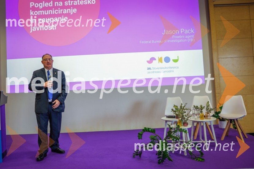  Jason Pack, posebni agent, Federal Bureau of Investigation (FBI)26. SKOJ, prvi dan konference in podelitev nagrad Prizma