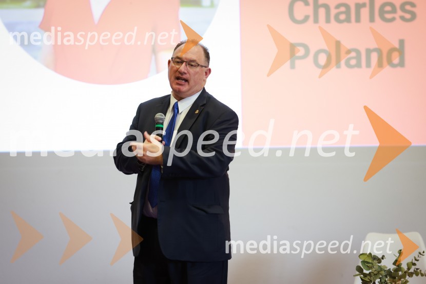  Jason Pack, posebni agent, Federal Bureau of Investigation (FBI)26. SKOJ, prvi dan konference in podelitev nagrad Prizma