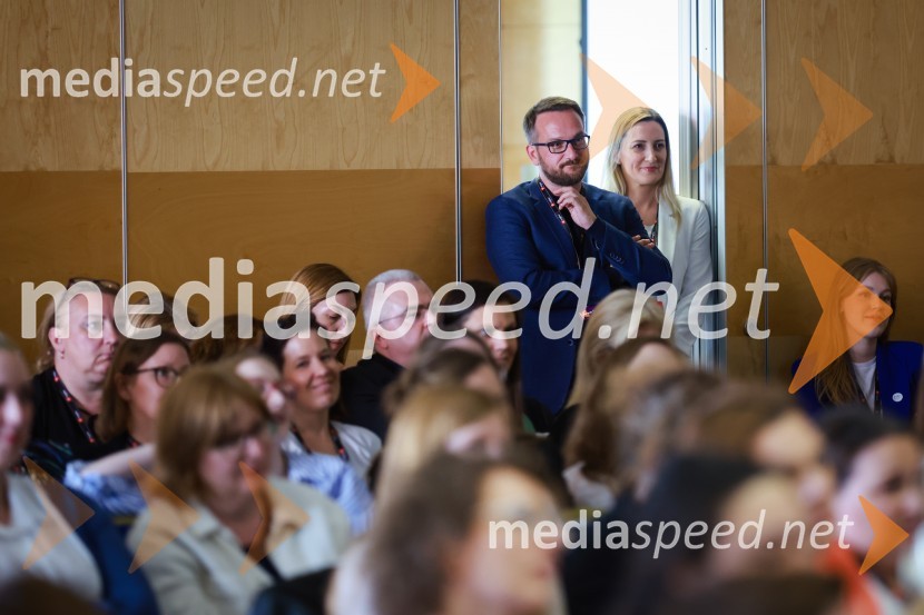 26. SKOJ, prvi dan konference in podelitev nagrad Prizma