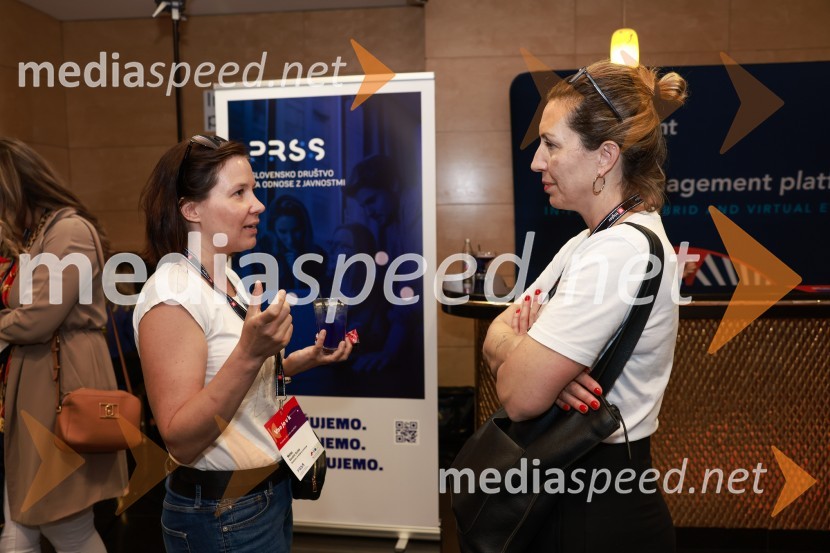  Metka Kovačič Guček, Ministrstvo za solidarno prihodnist;  ... 26. SKOJ, prvi dan konference in podelitev nagrad Prizma