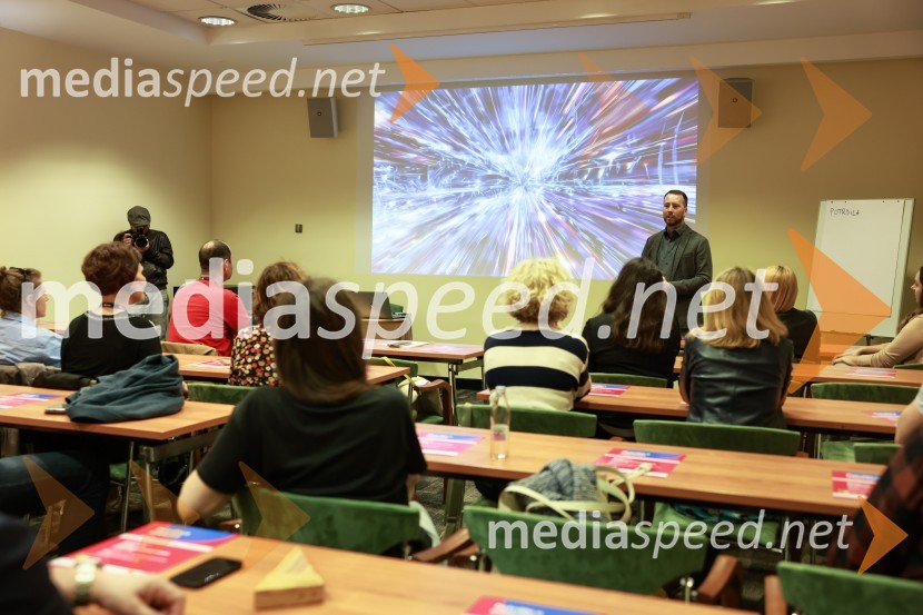  Enej Gradišek, FaciliTribe26. SKOJ, prvi dan konference in podelitev nagrad Prizma