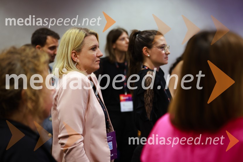 26. SKOJ, prvi dan konference in podelitev nagrad Prizma