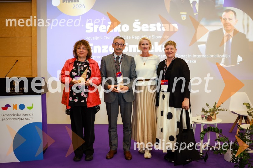  ... ;  Srečko Šestan, poveljnik, Civilna zaščita Republike Slovenije;  Petra Juvančič, izvršna direktorica, Združenje Manager;  Tina Cipot, COO & partner,o28 komunikacijska skupina; predsednica PRSS26. SKOJ, prvi dan konference in podelitev nagrad Prizma